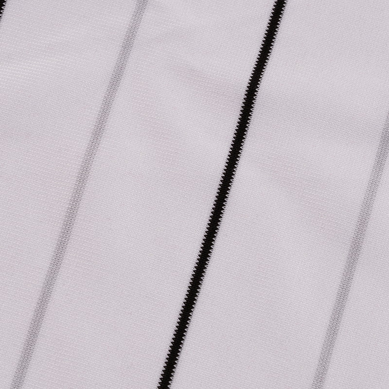 Banayad na Gray Striped Warp Knit Fabric
